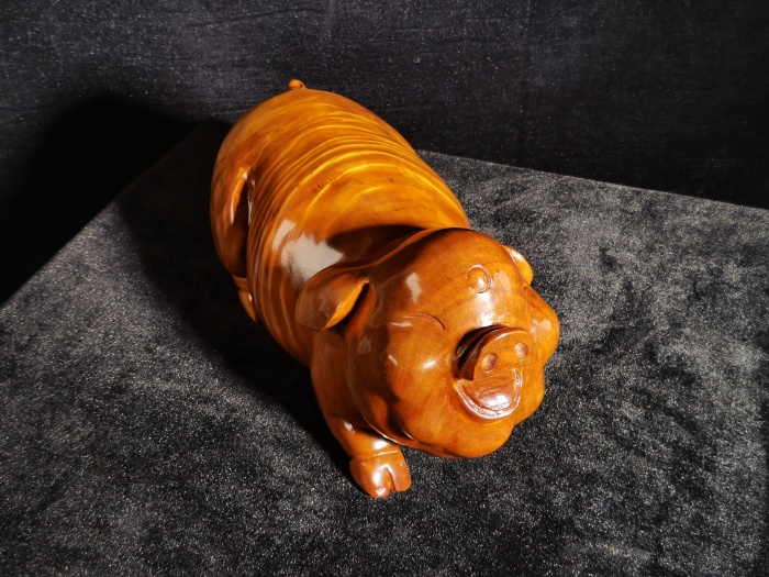 招财金猪2.45kg003.jpg