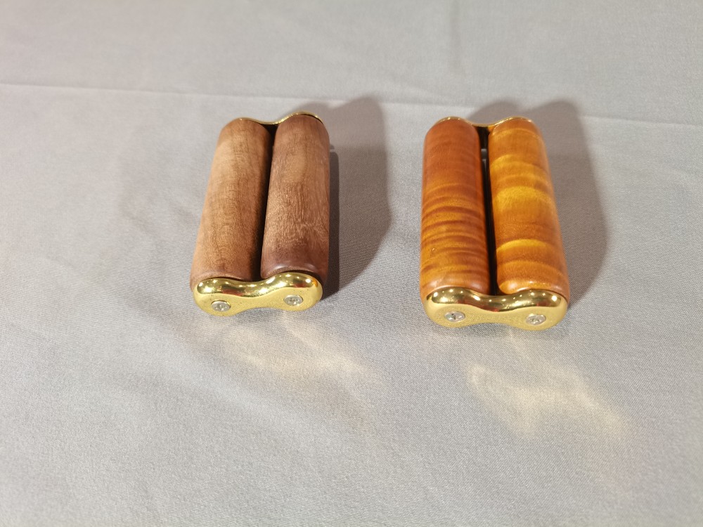按摩器001.jpg